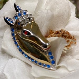 Vintage unsigned/marked Sterling horse head W/rhinestones/enamel/vermeil brooch